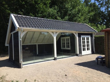 Kapschuur Almere Buitenleven (1)