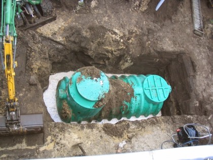 Wateropslagtank plaatsen