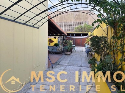 Semi detached house in Arona