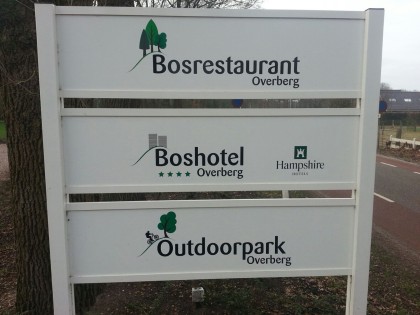 mees_reclame_veenendaal_in_en_outdoorreclame_bosrestaurant_overberg