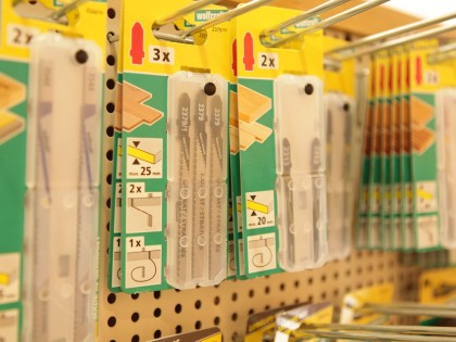 Gereedschappen bij de Blaricumsche IJzerhandel, Van den Bergh