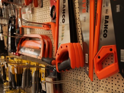 Gereedschappen bij de Blaricumsche IJzerhandel, Van den Bergh