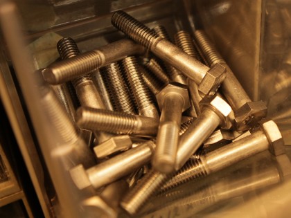 IJzerwaren bij de Blaricumsche IJzerhandel, Van den Bergh