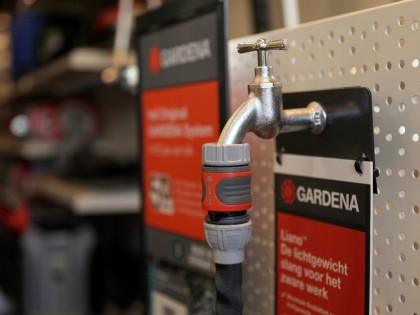 Tuinberegening bij de Blaricumsche IJzerhandel, Van den Bergh