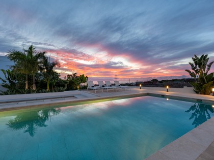 Here are some atmospheric images of the villas that we currently have for sale.