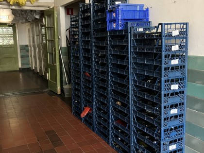 Carolien Adriaansche New crates at studio