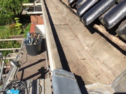 Nieuwe dakgoot in Naarden