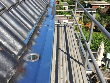 Nieuwe dakgoot in Naarden