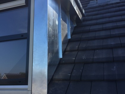 Zinken dakkapel in Huizen