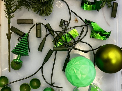 Seizoens groen, plastic afval.