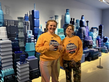 Carolien Adriaansche De Blauwe Stad - Jongeren ambassadeurs Blanca en Hagar