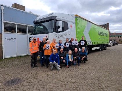 Foto 1 Volgeladen truck voor vertrek in Bussum IMG-20240316-WA0005