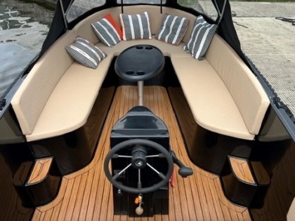 Mythos 570 Tender