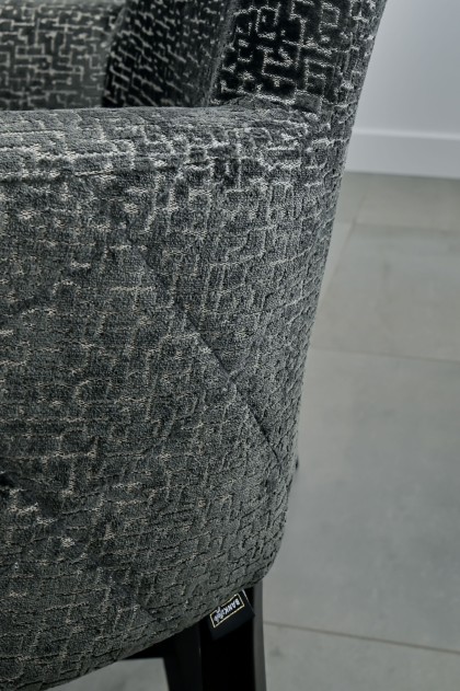 Barstoel-in-luxe-stof