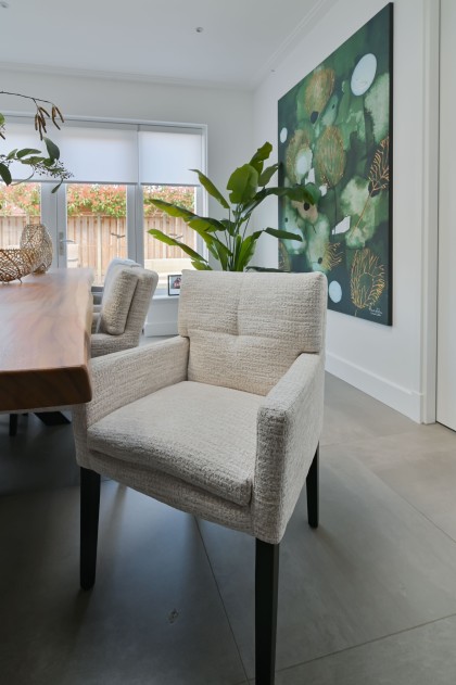 Luxe-eetkamerstoel-met-kussen
