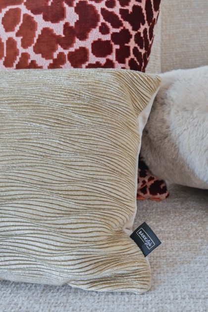 Sierkussens-in-luxe-stof