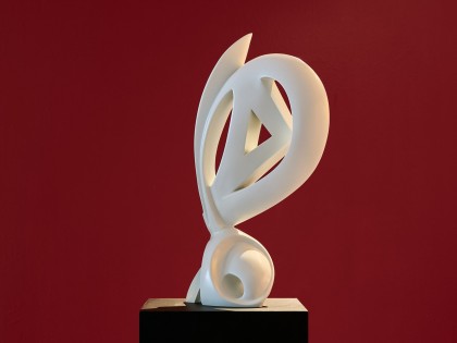 Modern Art Sculpture The Guardian 1C