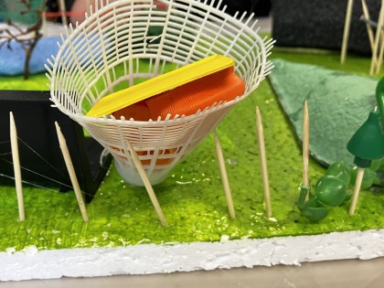 De Afvaljuf - Workshop Maquette van (plastic) afval