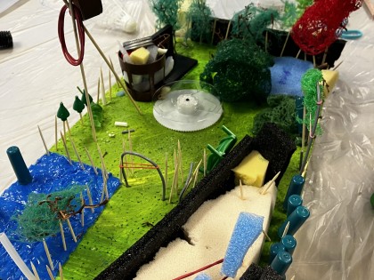 De Afvaljuf - Workshop Maquette van (plastic) afval