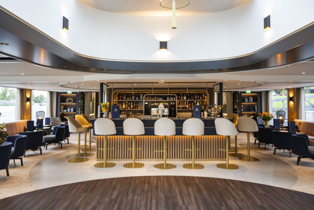 Van Loon Cruises | The Gentlemen