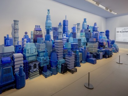 Carolien Adriaansche - The Blue City > A Better Place - KinderBiënnale/Groninger Museum