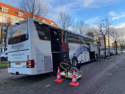 Rolstoellift Rijnders Reizen Amsterdam