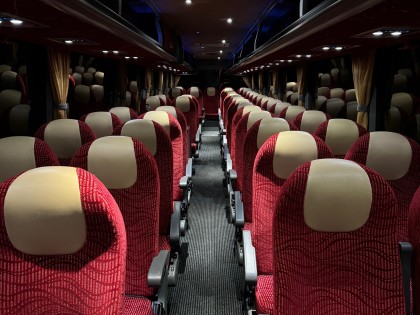 bus huren Rijnders