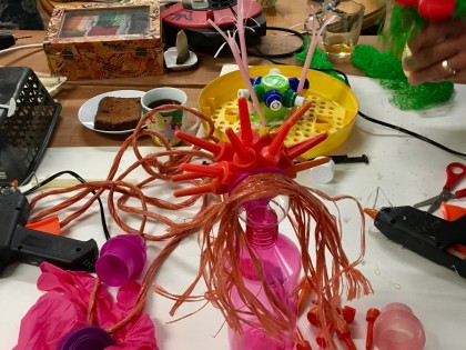 De Afvaljuf - Grensloos Kunst Verkennen