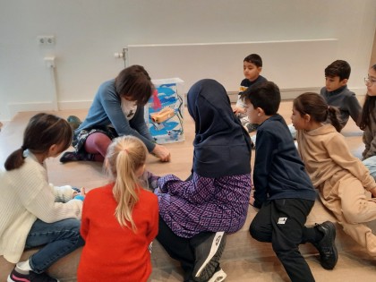 Superjuffie en De Afvaljuf in actie