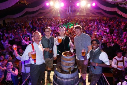 280924 OKTOBERFEST 09
