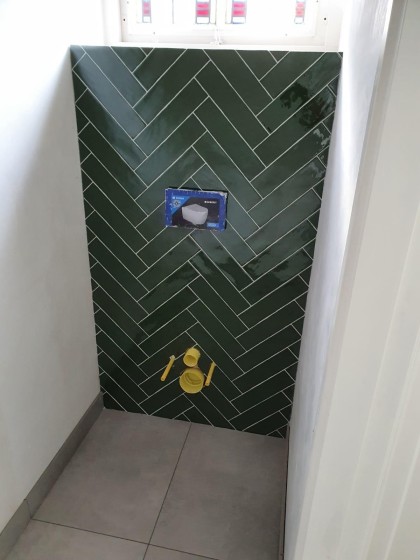 Toilet afbouw Tegelwerken Erwin Bout