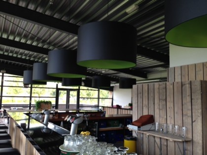 Lampenkappen bij voetbalvereniging Eemnes