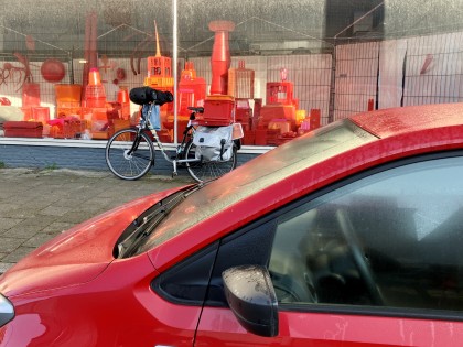 Carolien Adriaansche - Kunststof krijgt bijpassende auto