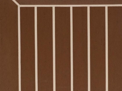 Mahogany : White