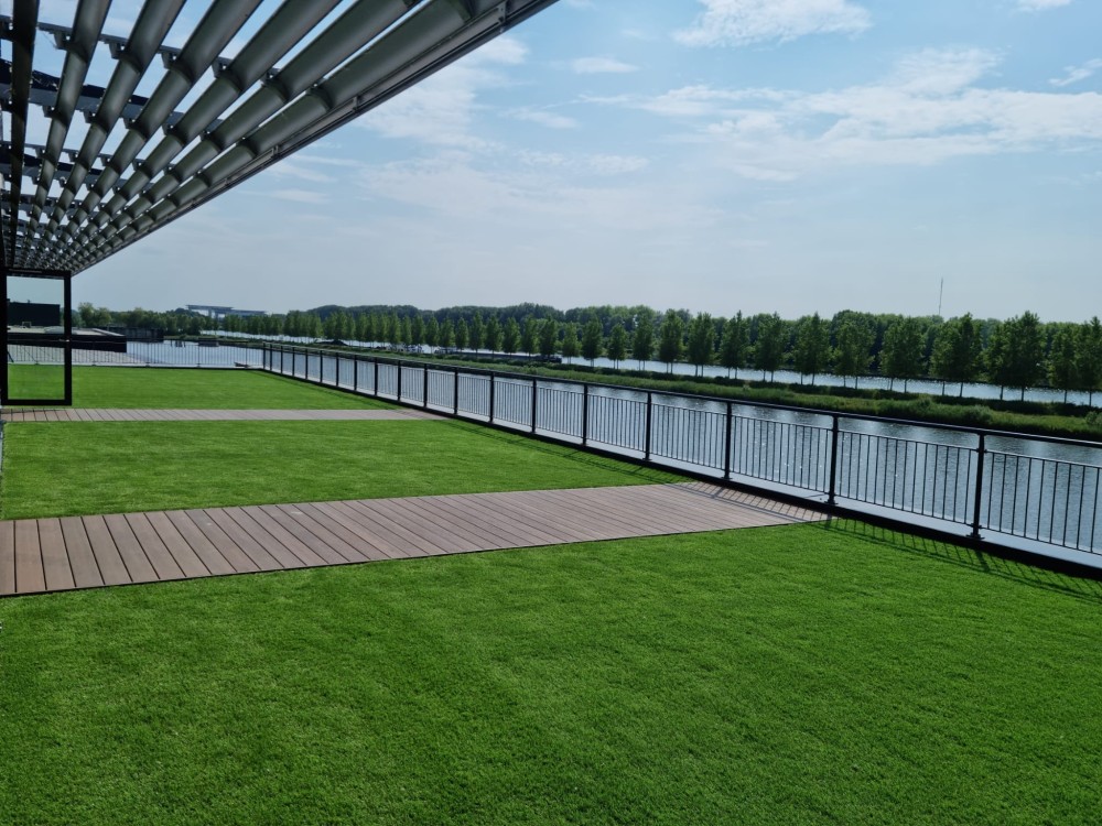 Dakterras Nieuwegein, Verweij elektrotechniek