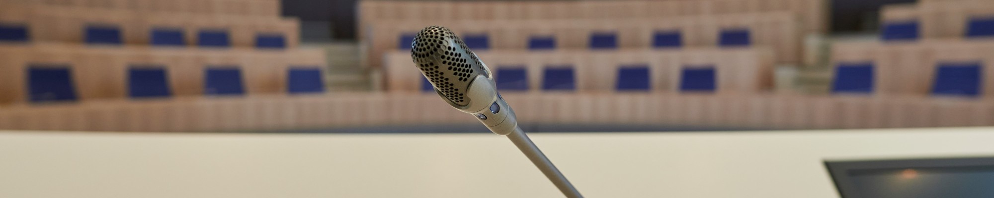 Lees hier een aantal antwoorden op de meest gestelde vragen over Democratie Dichtbij.