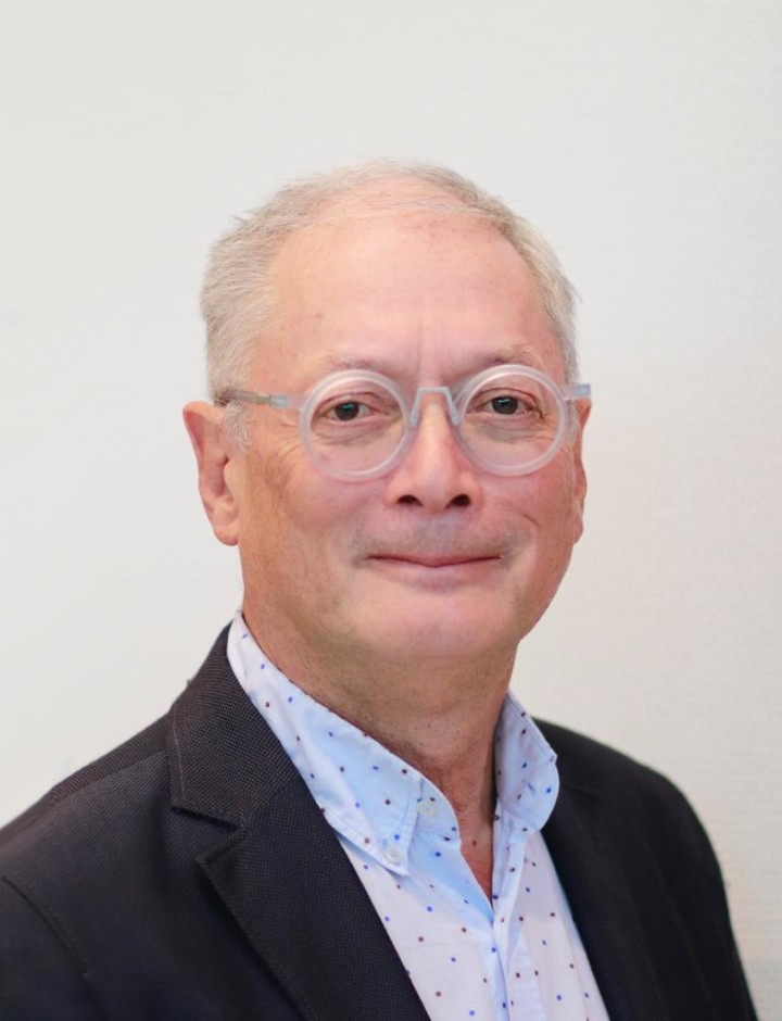 Prof dr André Wolff