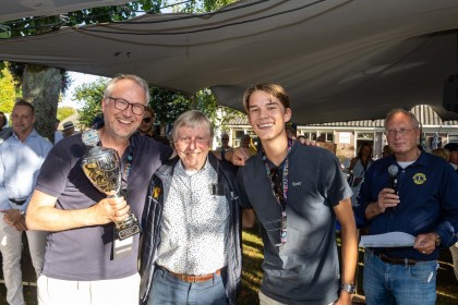 01c437aa-052a-432e-b647-1d36d64e3b18