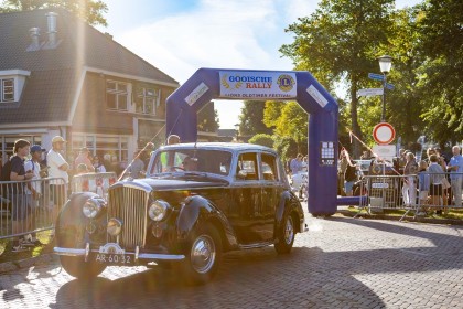 5622d1e1-5b22-4ebd-927b-d6ffacf2f840