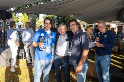 976b1789-4fe0-40a6-a3aa-3d42b189ecee