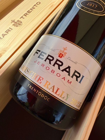 5dc63b40-12ff-433e-b2a1-9ec17e1d5d32