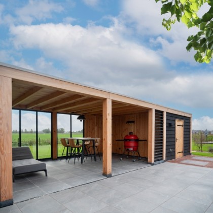 Douglas overkapping met bbq
