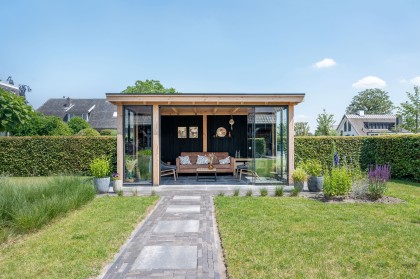 Douglas overkapping met schuifwand