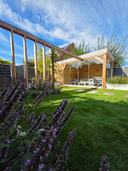 WhatsApp Image 2025-10-12 at 13.03.05