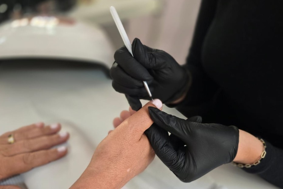 De Nagelkunstenaar – Jouw nagelstudio in Huizen