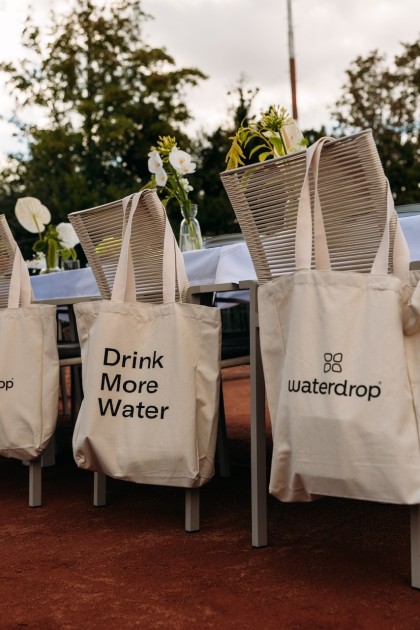 2025_HylineClub_Waterdrop_2