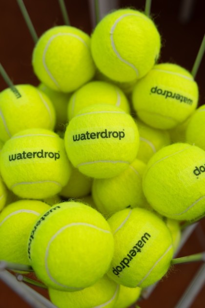 2025_HylineClub_Waterdrop_7