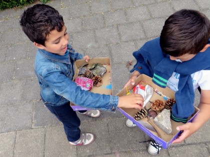 De Afvaljuf - Kobe maakt een museum - verzamelen