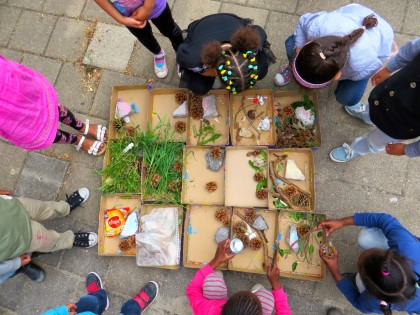 De Afvaljuf - Kobe maakt een museum - verzamelen