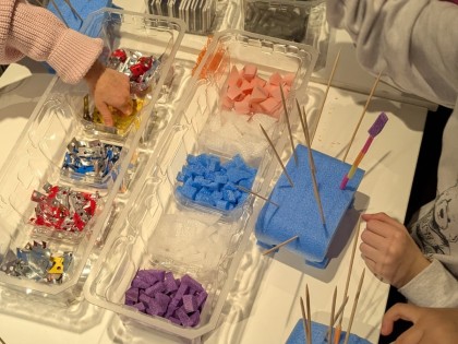 De Afvaljuf - workshop  met plastic afval